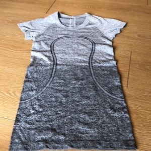 Lululemon swiftly tech crew